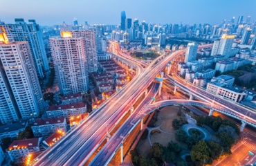 Accessing the AI boom through infrastructure ETFs