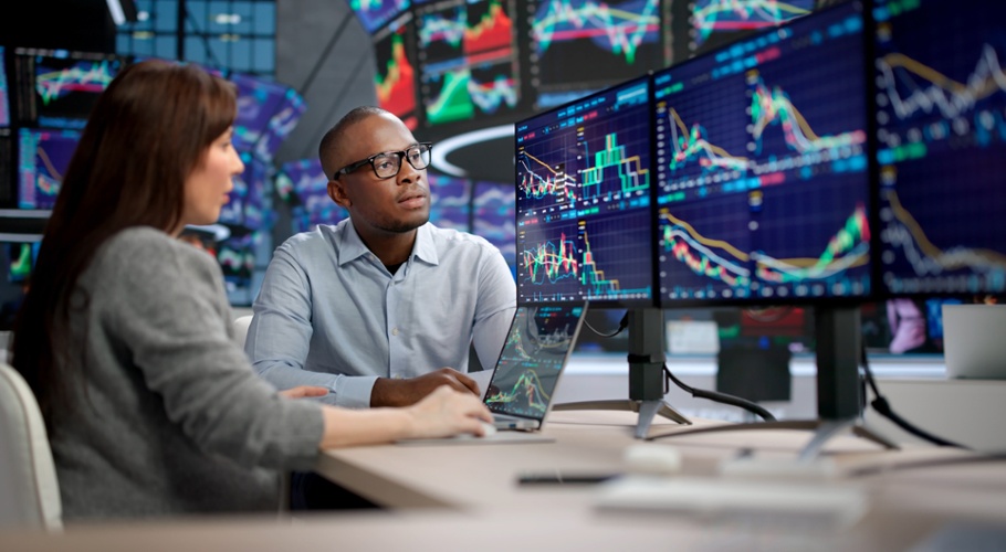Can direct bonds can beat fixed income ETFs?