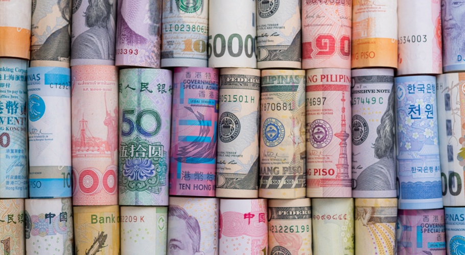 To hedge or not to hedge?