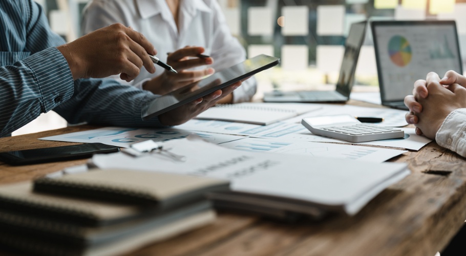 Beyond bank hybrids: Evaluating the solutions for the next chapter of income